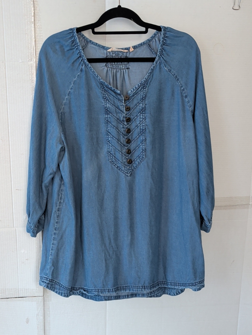 Soft Surroundings Blue Soft DenimButton Front Tunic Top Western Chic Comfy